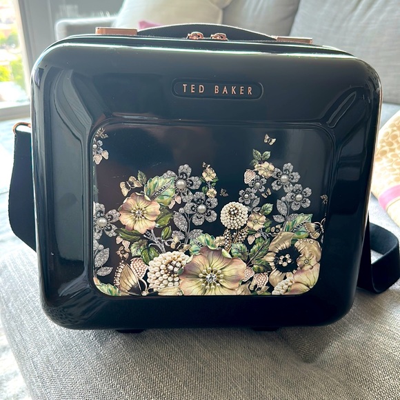 Ted Baker Vanity case - Picture 1 of 4